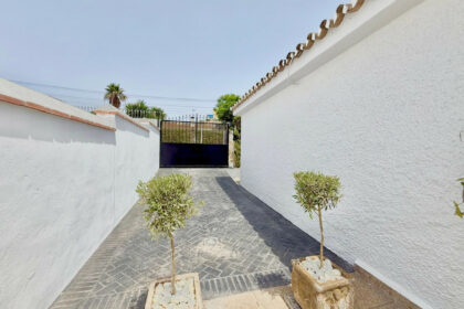 68d908d67b36ec80d5adc99f808e7b1b - 28