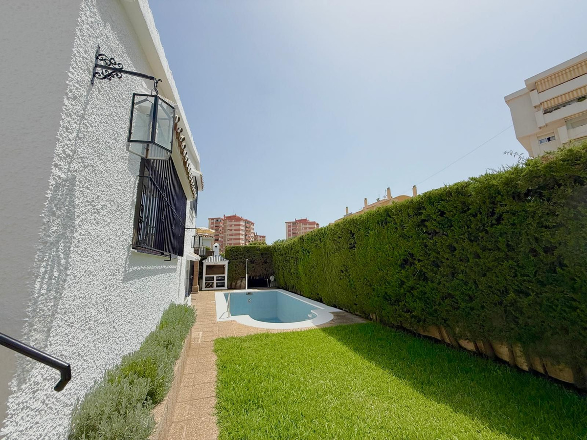 68d908d67b36ec80d5adc99f808e7b1b - 4