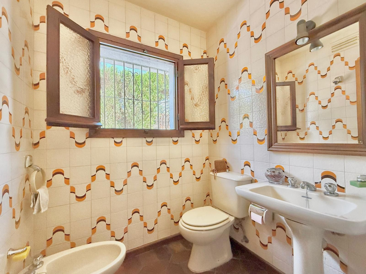 68d908d67b36ec80d5adc99f808e7b1b - 7