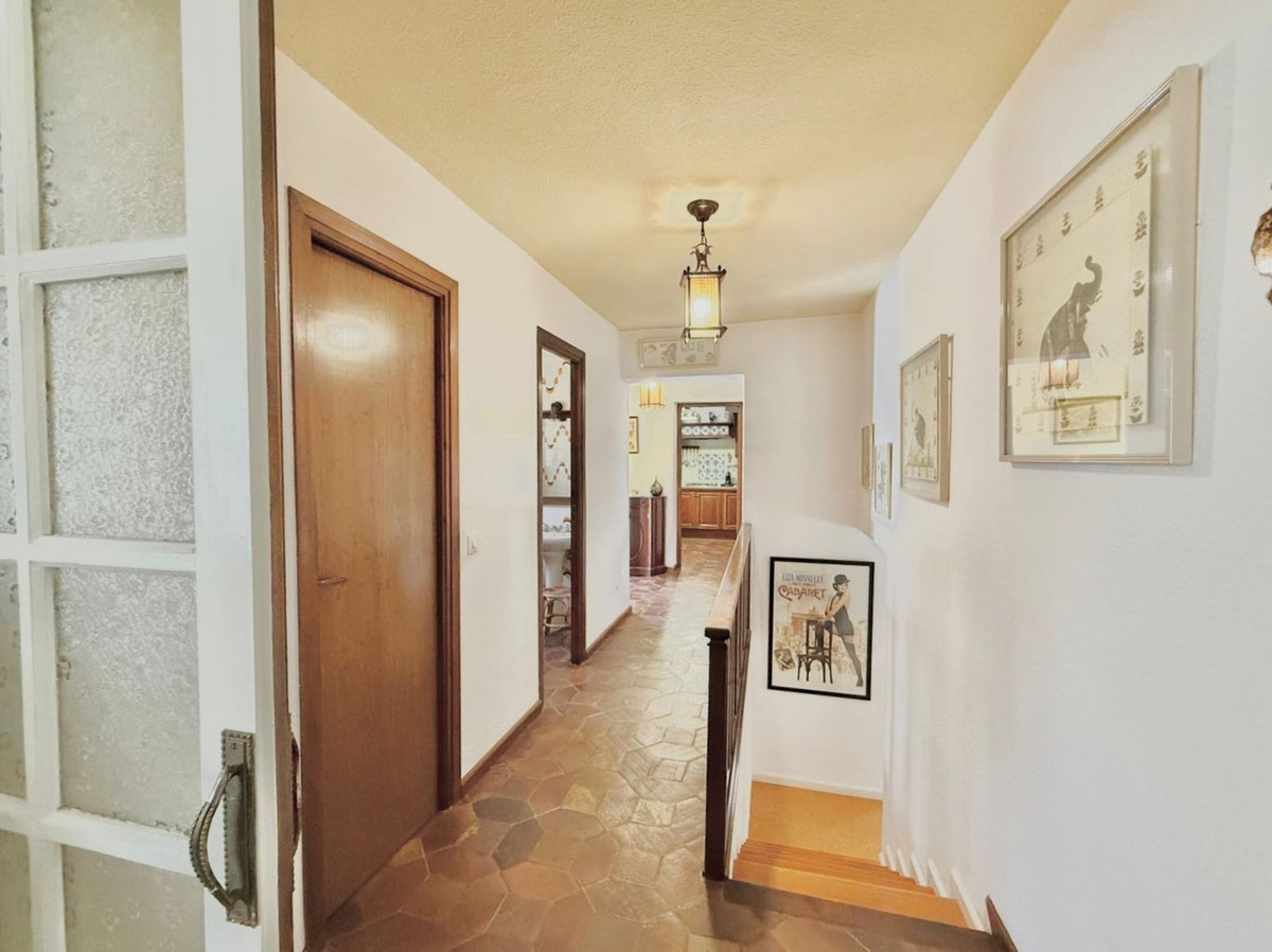 68d908d67b36ec80d5adc99f808e7b1b - 9