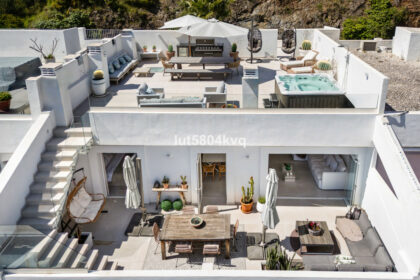 68f8ed25c8e1053a89c42fbc6a029af7 - 1