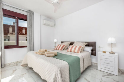 698b6fd670e2011d58623e4f85fffe94 - 10