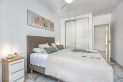 698b6fd670e2011d58623e4f85fffe94 - 13