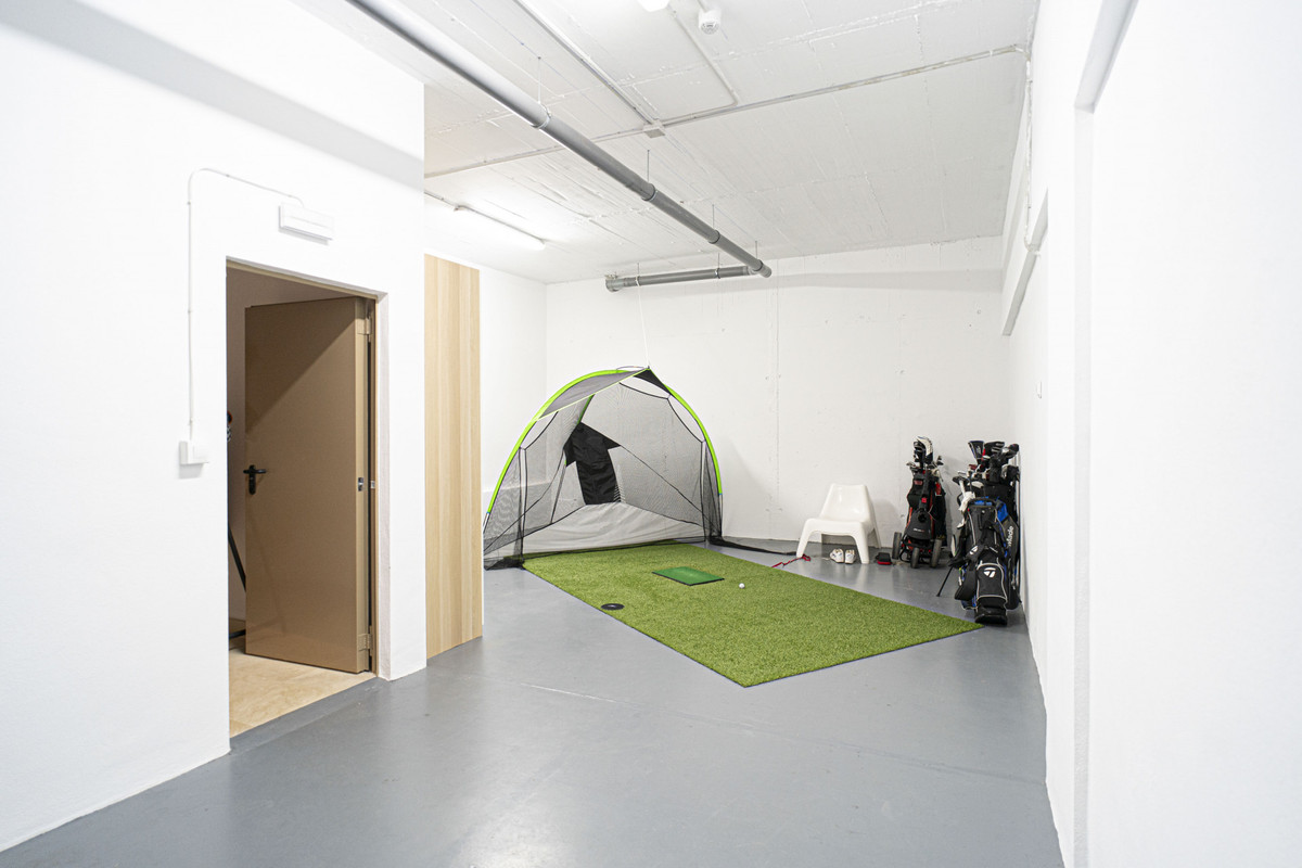 69c78ed9e770e3ec4f630659f5776c42 - 11