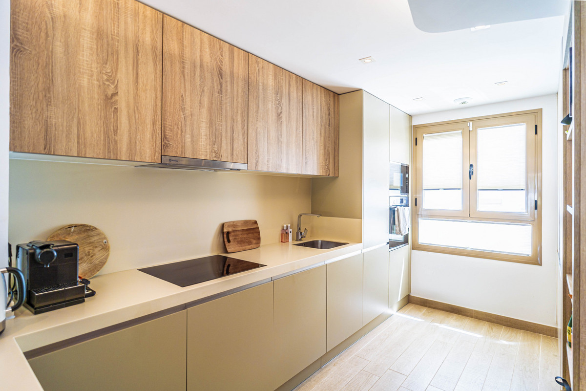 69c78ed9e770e3ec4f630659f5776c42 - 2