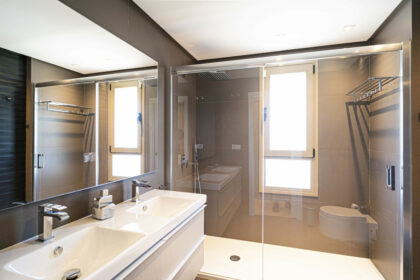 69c78ed9e770e3ec4f630659f5776c42 - 3