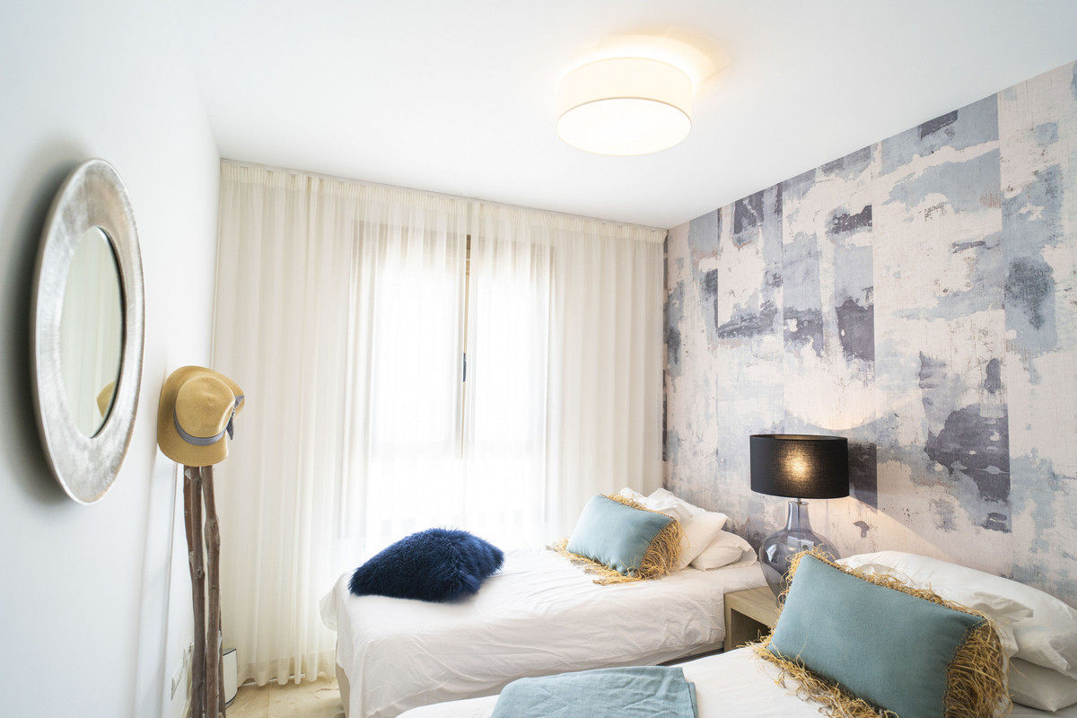 69c78ed9e770e3ec4f630659f5776c42 - 4