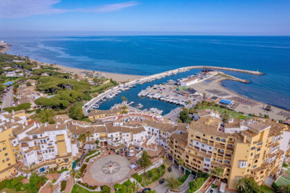 6a299ea6b903d5b4edd41d1779264524 - 1