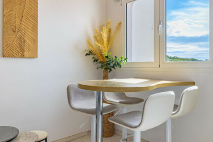 6a299ea6b903d5b4edd41d1779264524 - 7