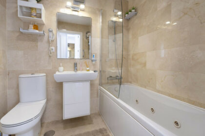 6a6e318c2942b1370b067255b046d039 - 12