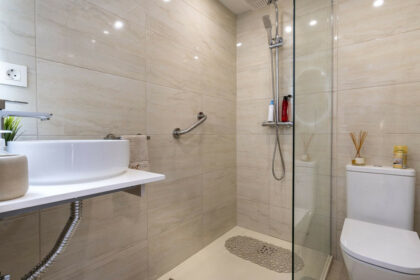 6a6e318c2942b1370b067255b046d039 - 13