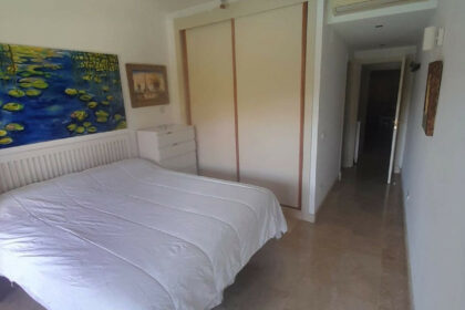 6b79a8e2bc6fcd404fb37d85605e7978 - 16