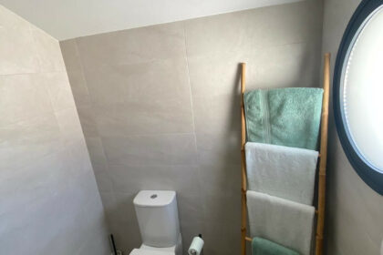 6c0aa3285cbf5d52a555a7d117598539 - 21