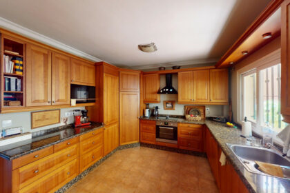 6cecbe0313d0ccaeecb664c50a3be5ad - 11