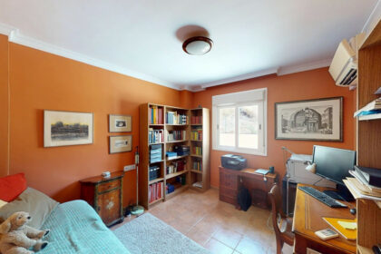 6cecbe0313d0ccaeecb664c50a3be5ad - 18