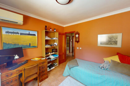 6cecbe0313d0ccaeecb664c50a3be5ad - 19