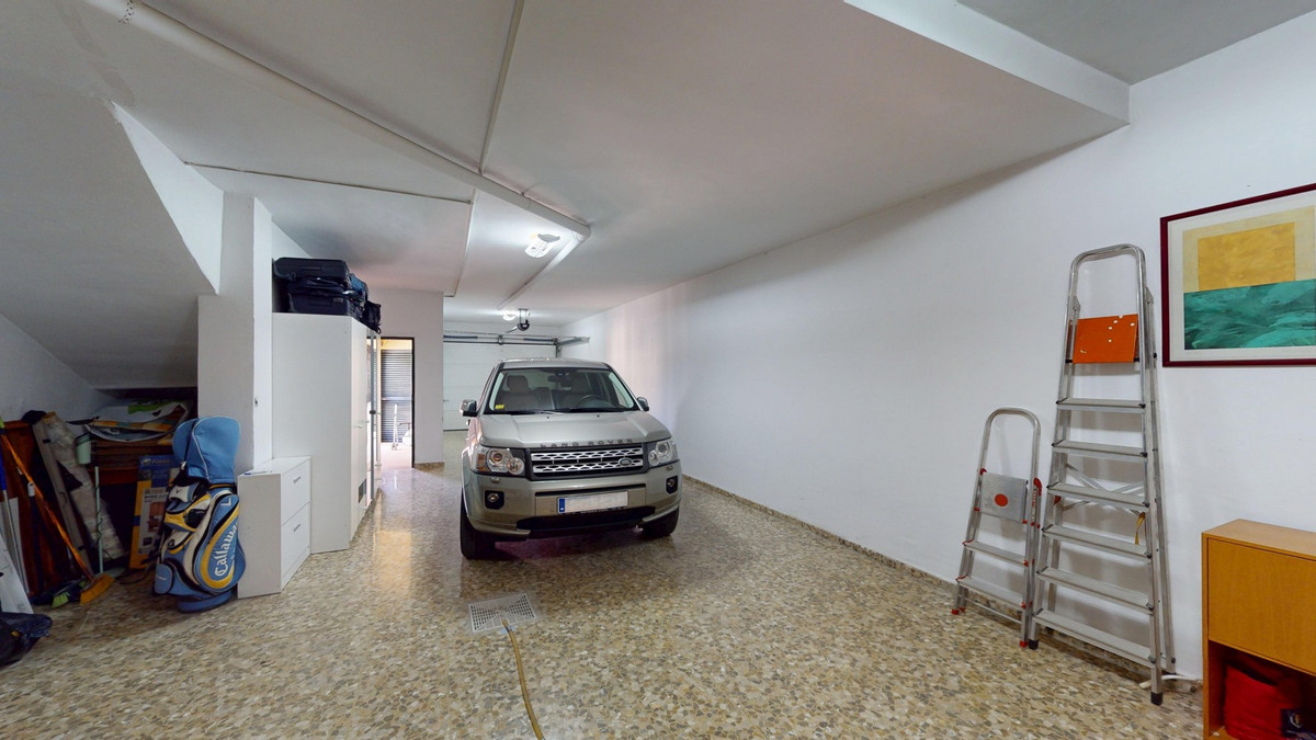 6cecbe0313d0ccaeecb664c50a3be5ad - 43