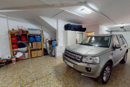 6cecbe0313d0ccaeecb664c50a3be5ad - 44