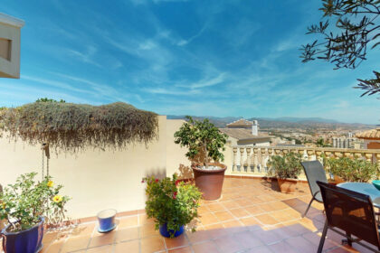 6cecbe0313d0ccaeecb664c50a3be5ad - 50