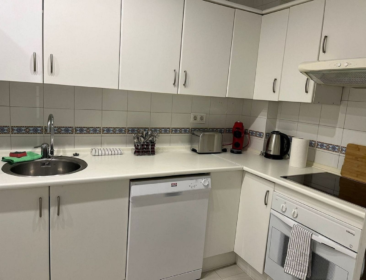 6d33718d0aa50d819338b7f017c3e6b1 - 5