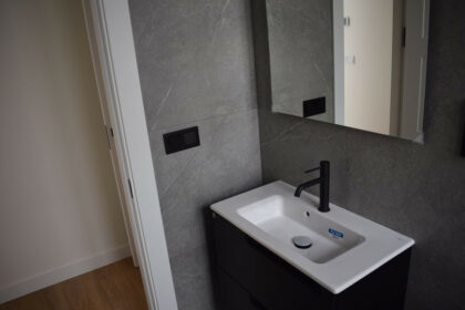 6d7a64b29756a5a7bd2de96880729816 - 15