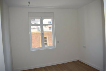 6d7a64b29756a5a7bd2de96880729816 - 8