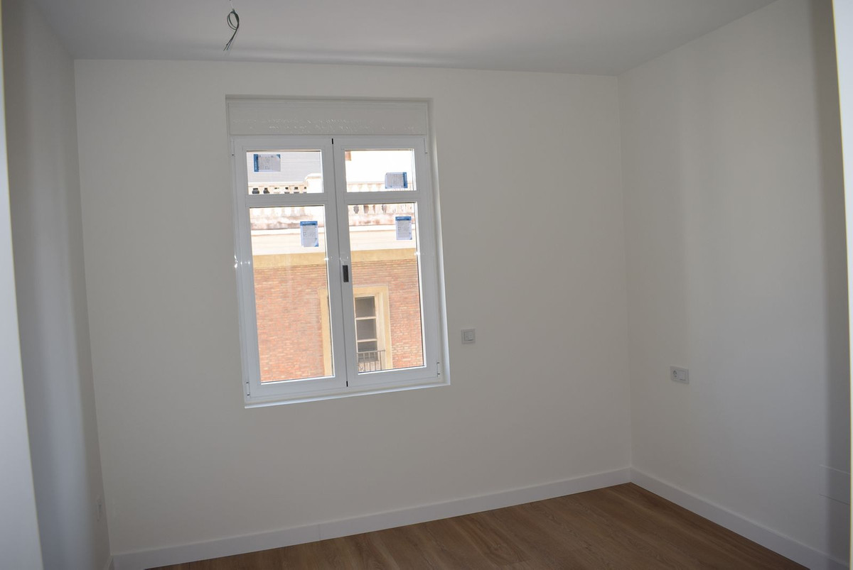 6d7a64b29756a5a7bd2de96880729816 - 8