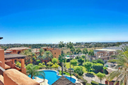 6d93862d458af3a7aa6328fae14d3cb1 - 1