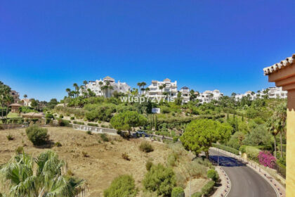 6d93862d458af3a7aa6328fae14d3cb1 - 30