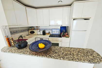 6e33a9689514b2bfbcca833ee7afd736 - 13