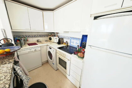 6e33a9689514b2bfbcca833ee7afd736 - 14