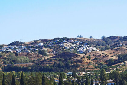 6e33a9689514b2bfbcca833ee7afd736 - 18