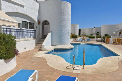 6e33a9689514b2bfbcca833ee7afd736 - 33