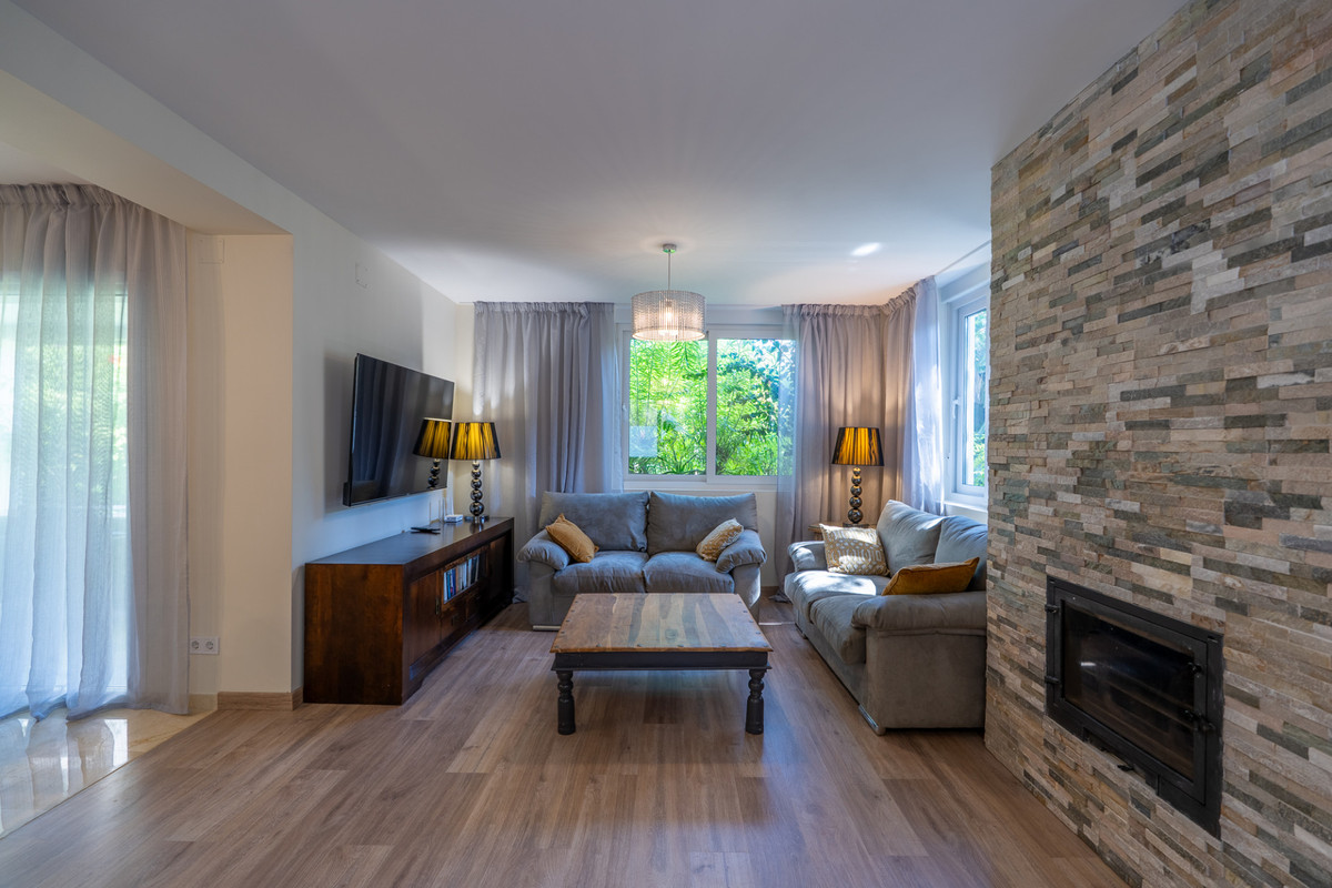 6e440a22d927be63b485e5699ea432e7 - 10