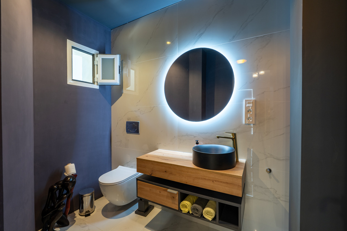 6e440a22d927be63b485e5699ea432e7 - 18