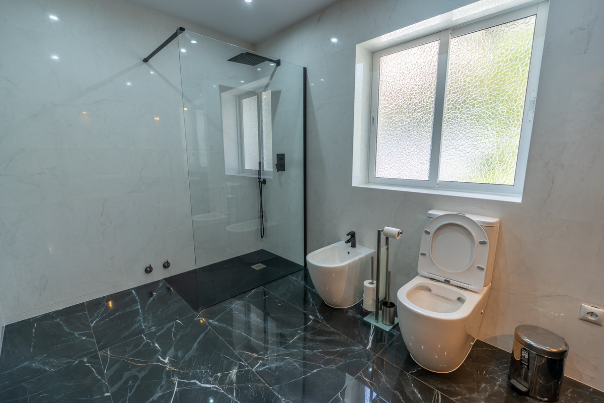 6e440a22d927be63b485e5699ea432e7 - 28