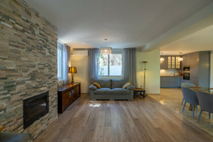 6e440a22d927be63b485e5699ea432e7 - 9