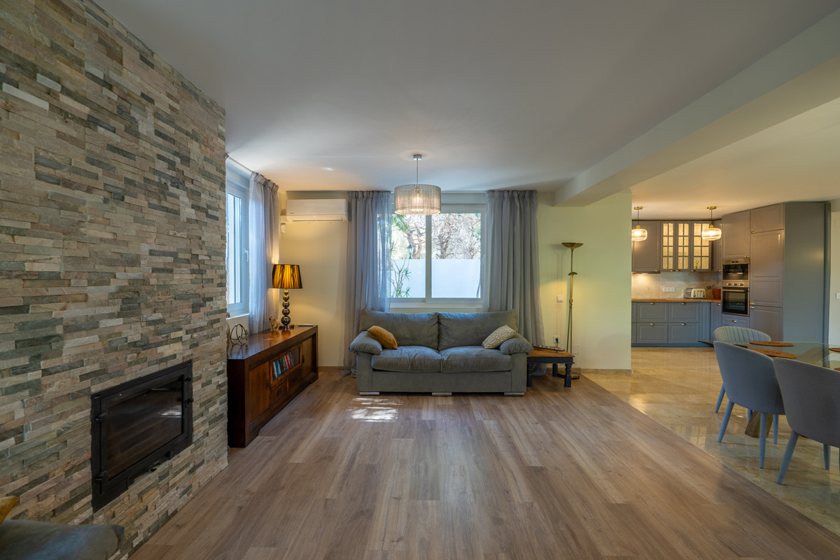 6e440a22d927be63b485e5699ea432e7 - 9