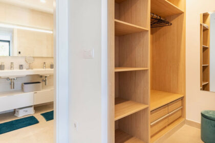 70b59939bcd8adc7f13a05dce310fee0 - 11