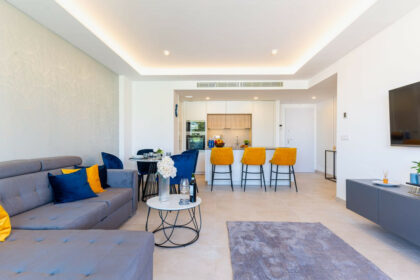 70b59939bcd8adc7f13a05dce310fee0 - 12