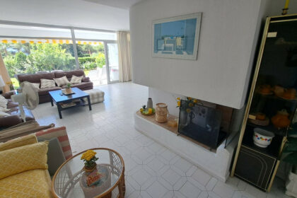 70b96453daa7504e1d57321753528140 - 10