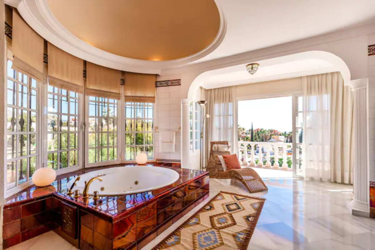 7208ecc5413c73f12bac9cef3782f5ce - 9