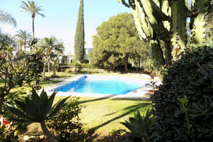 722d1f01c46e4f8381a65661943c3b8b - 1