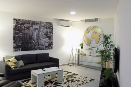 722d1f01c46e4f8381a65661943c3b8b - 13