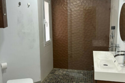 722d1f01c46e4f8381a65661943c3b8b - 19