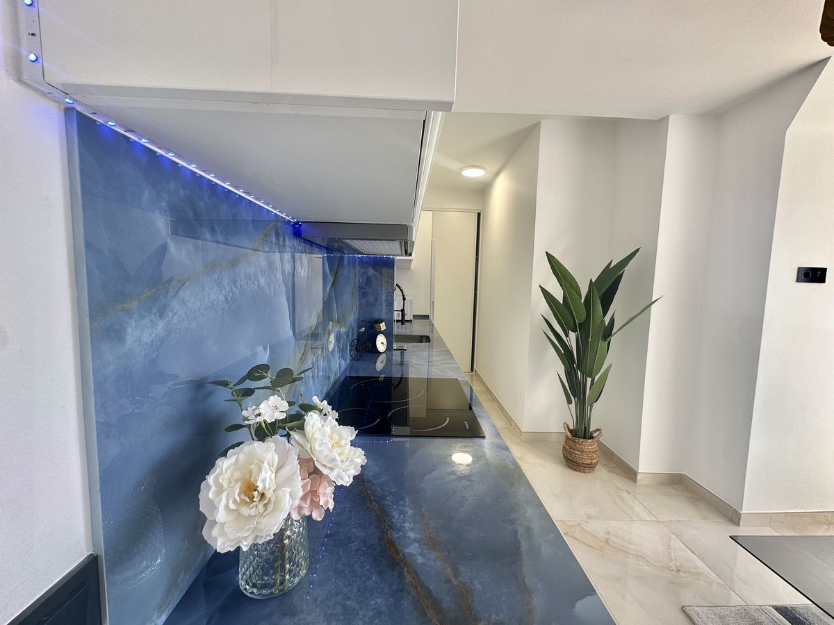 73583ce0b2ae0645da1034d58b9703bb - 18