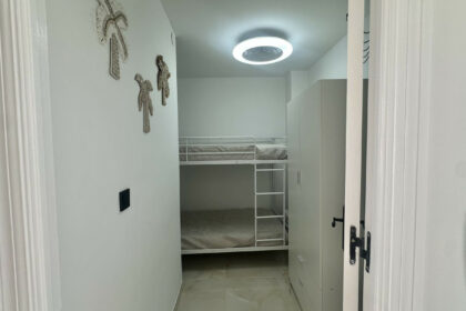 73583ce0b2ae0645da1034d58b9703bb - 40