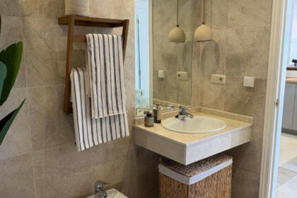 739f27074044ae8f270bc08c6298fe2d - 12