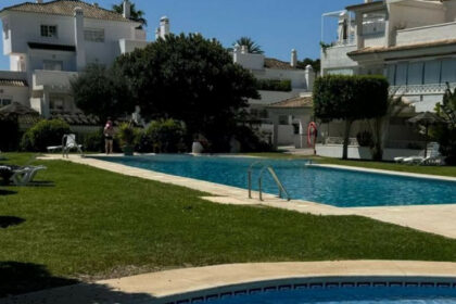 739f27074044ae8f270bc08c6298fe2d - 20