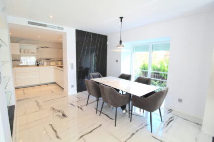 73d0ad2a15048a5d9a67fbbec5727310 - 6